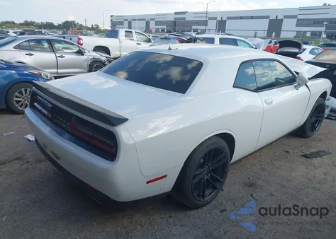 2018 Dodge Challenger Sxt из США, поврежденный, VIN 2C3CDZAG3JH155354